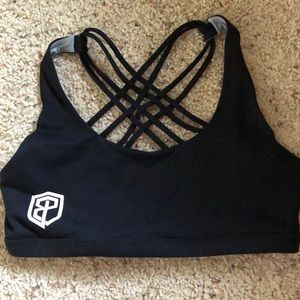 Born primitive vitality sports bra